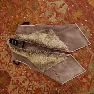 Mic + Zoe XS FAUX SHERLING vest